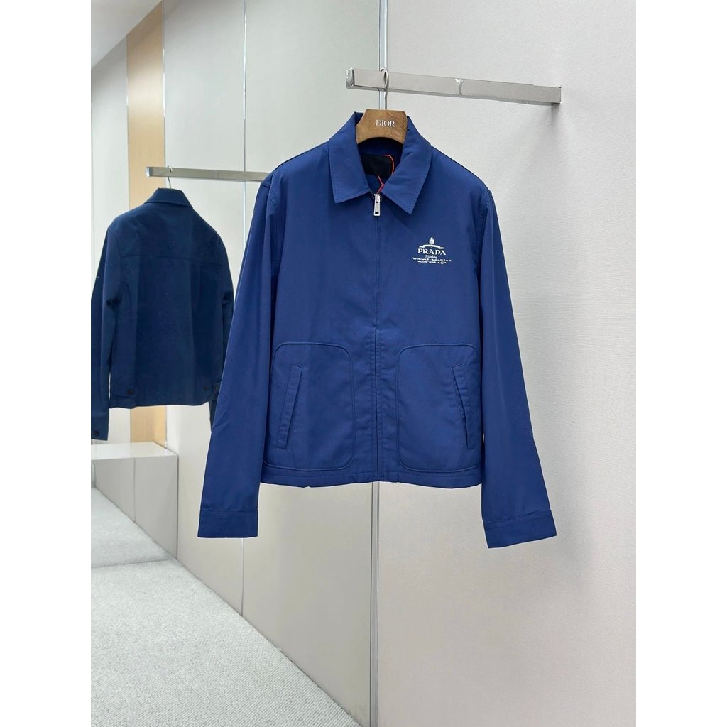 [เวอร์ชั่นที่ถูกต้อง] Pr @ da/Prada Chest Contrast Color Logo Print Letter Brand Logo Zipper Long Sl