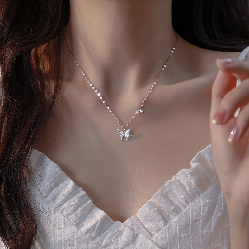 S925 เงินสเตอร์ลิงสร้อยคอผีเสื้อหญิง Niche All-Match High-End Clavicle Chain วันวาเลนไทน์เงินบริสุทธ