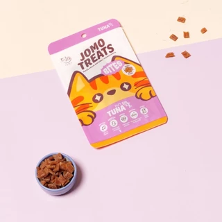 JOMO Treats ขนมแมว สูตรใหม่ หอม นุ่ม เคี้ยวเพลิน วัตถุดิบจากธรรมชาติ ดีต่อสุขภาพ ขนาด 25-30 กรัม