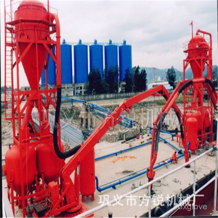 ภาชนะ Unloading โช้คอัพสีเทา Self-Absorbing Cement Grey Air Transporter Lime Lime Powder Transporter