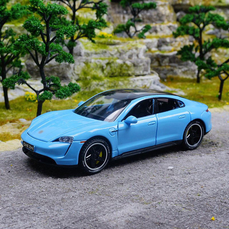 รถถึง 1: 32 Porsche Taycan20251206