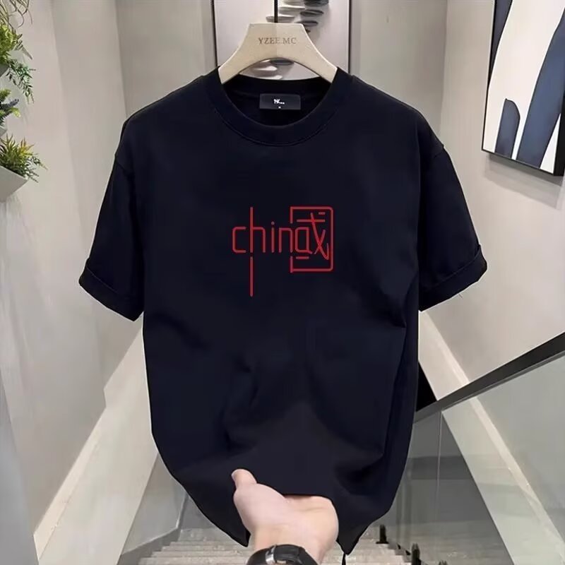 20262025เสื้อยืดแขนสั้นสไตล์ใหม่ผู้ชาย ins Street Wear ยุโรปอเมริกันสไตล์ฮิปฮอปรอบคอ Bottoming เสื้อ