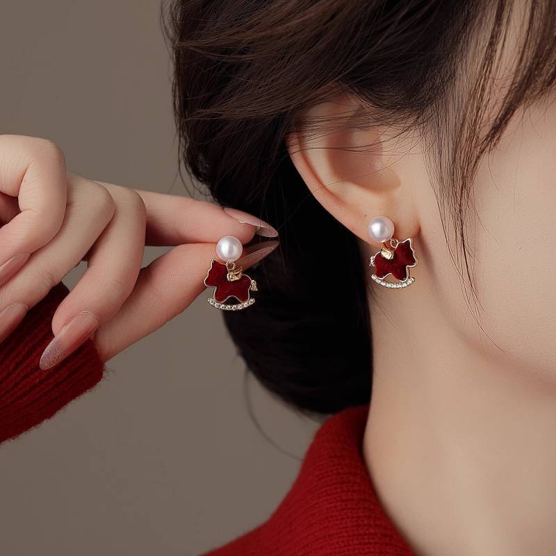 Red Micro Inlaid Pearls Pony Earrings Light Luxury High Sense Niche Earrings Winter Earrings mraj