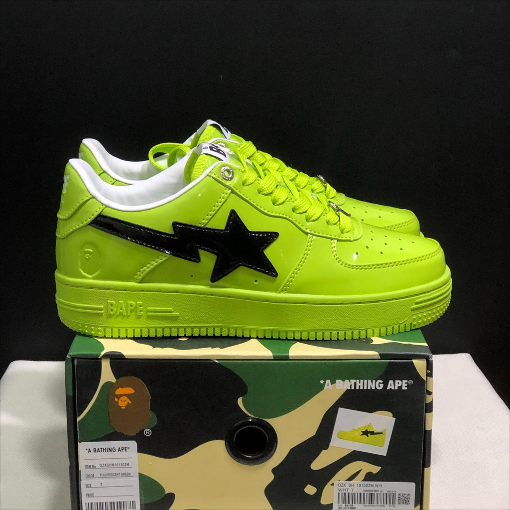 Bape Sta รองเท้าบอร์ดลําลองสีขาวสีน้ําตาลตัดต่ําที่ทนต่อการสึกหรอและสะดวกสบาย