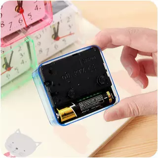 JOE น่ารักนักเรียนนาฬิกาปลุก Clo Analog Alarm Clo Square ข้างเตียงขนาดกะทัดรัด Clo Desktop Decor ห้องนอนนักเรียนอิเล็กทรอนิกส์นาฬิกาปลุก LR