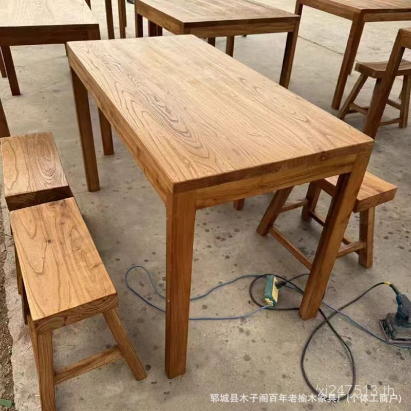 B & B โต๊ะรับประทานอาหาร Retro โรงแรมโต๊ะเก้าอี้ Distressed กาแฟหม้อก๋วยเตี๋ยว Shop ตารางสแควร์ Log 