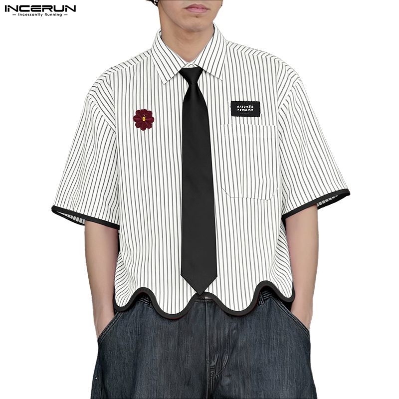 เสื้อผู้ชายแบบใหม่ ออกแบบด้วยสายคล้องคอและดีไซน์สีตัดกัน