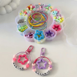 ชุดทำพวงกุญแจ DIY เซ็ตลูกปัดอะคริลิคหลากสี จี้ดาวและตัวอักษรภาษาอังกฤษ สำหรับของขวัญแฮนด์เมด