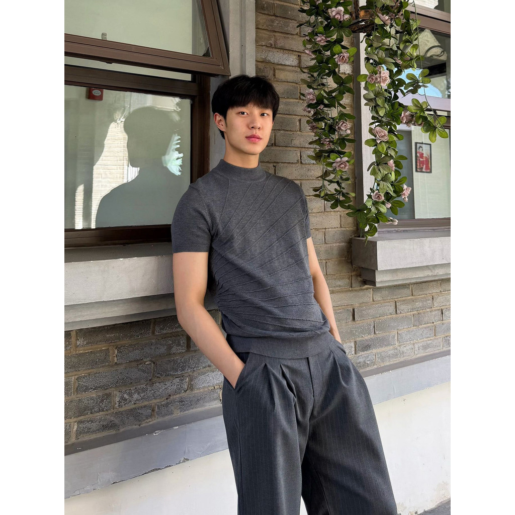 American Retro Loose-Line Sculpture Jacquard คอสั้นแขนเสื้อผู้ชายผู้หญิงฤดูร้อน Breathable All-Match