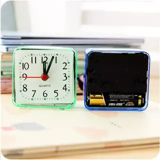 JOE น่ารักนักเรียนนาฬิกาปลุก Clo Analog Alarm Clo Square ข้างเตียงขนาดกะทัดรัด Clo Desktop Decor ห้องนอนนักเรียนอิเล็กทรอนิกส์นาฬิกาปลุก LR