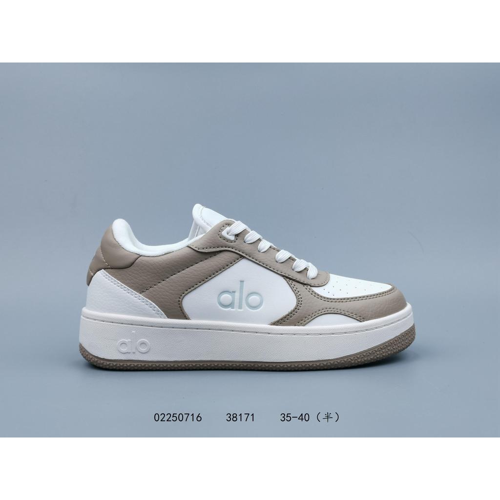 Alo Yoga Jisoo Casual Flat Sole รองเท้าผู้ชายผู้หญิงการจับคู่สีกีฬารองเท้าสีขาวหนาเพิ่มความสูง 979