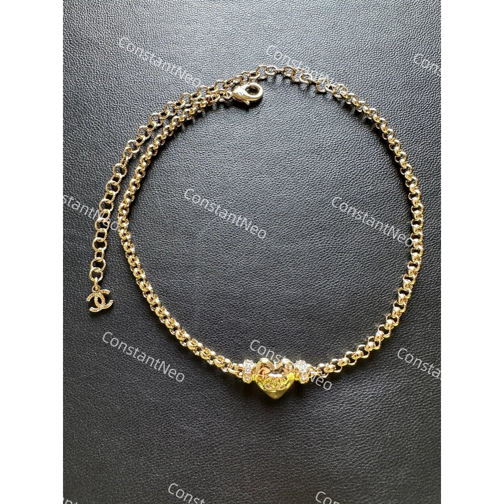 1: 1 มาตรฐานต้นฉบับ AAA+CN310!24P สไตล์ใหม่ Golden Retro Rhinestone Love พร้อมโซ่เพชร choker สร้อยคอ
