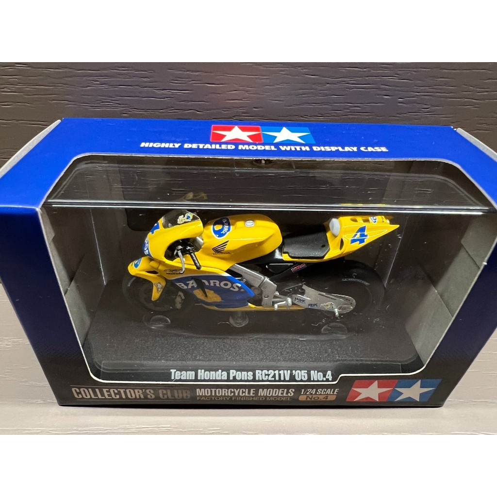 ((จัดส่งด่วน Air Transport) TAMIYA 1: 24 2005 MOTO GP Honda Pons Satellite Fleet Honda RC211V 4 #Ale