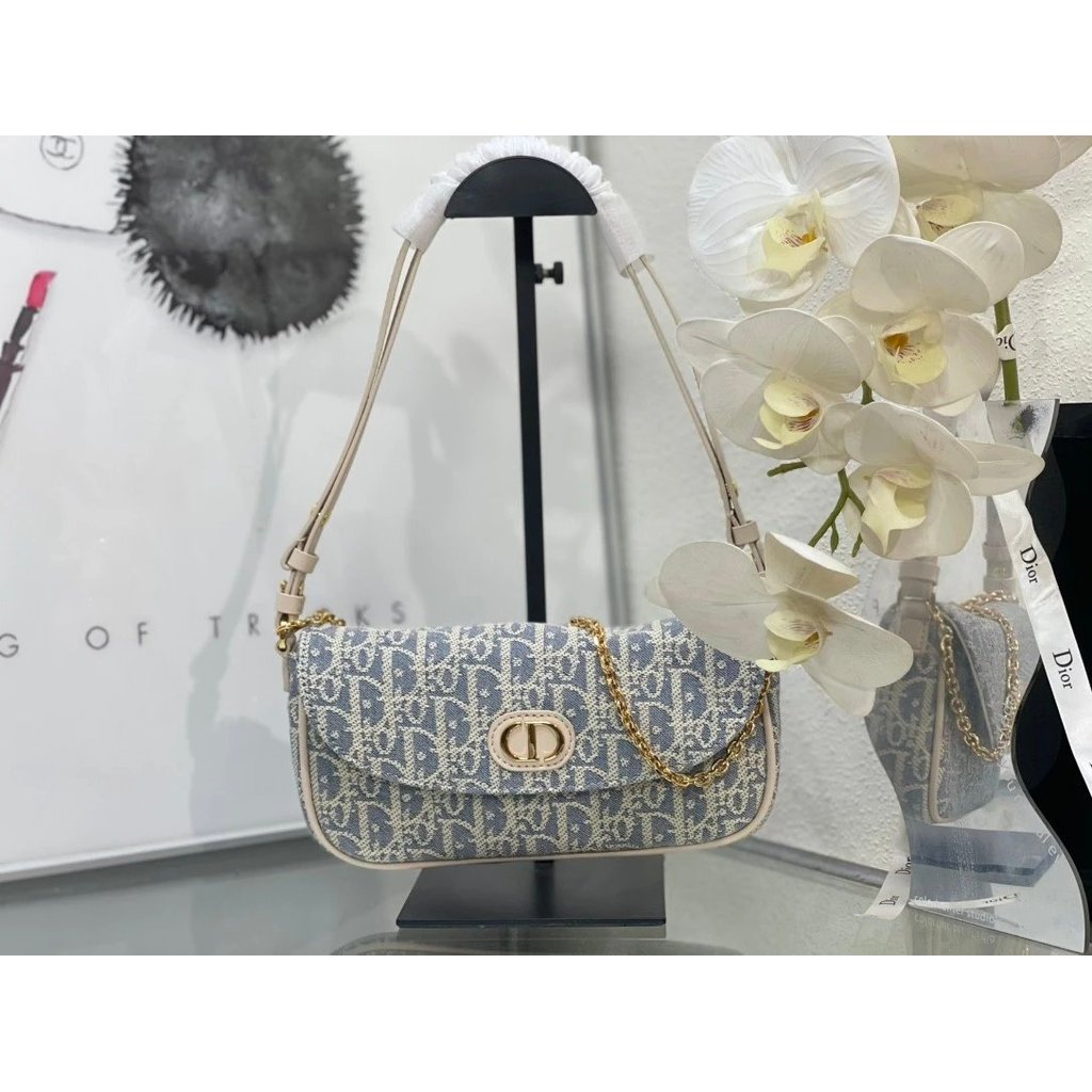 Dior New Style Ladies Monten Bag Shoulder Armpit Bag Mahjong Bag