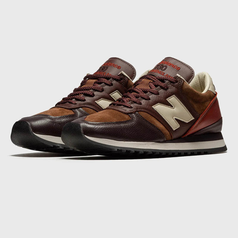 NEW BALANCE M730 รองเท้าวิ่งกีฬาผู้ชายหนังสีน้ําตาล M730GBI