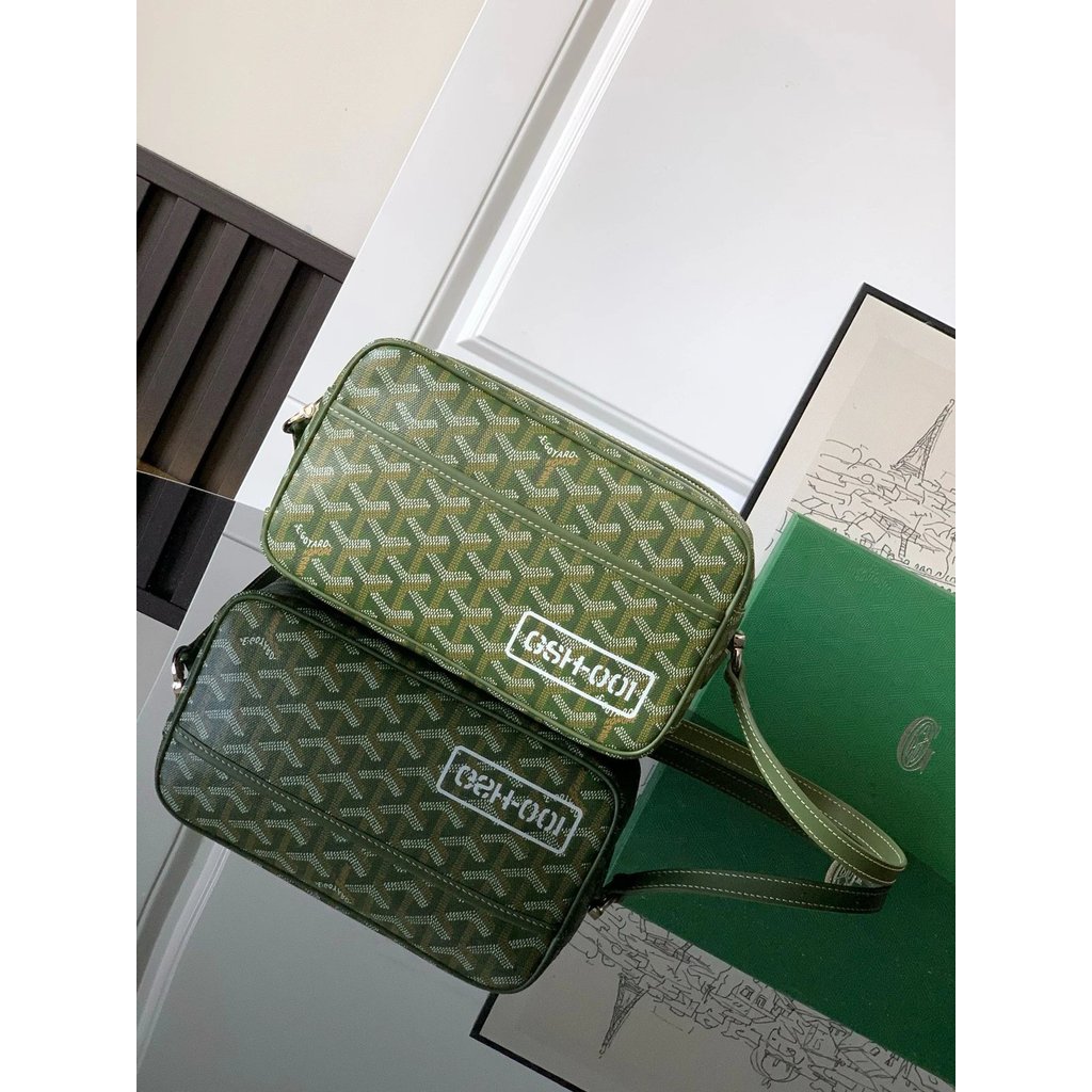 กระเป๋ากล้อง Goyard Cap-Vert มือสอง สีเขียวคาเมล วัสดุ INE Canvas