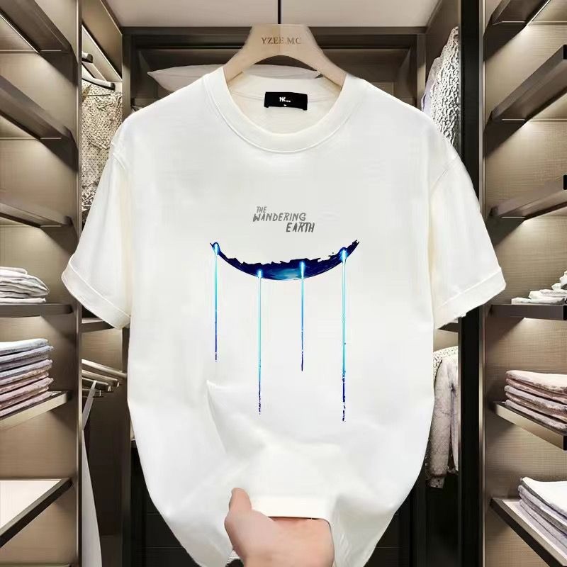 COD 2026 ฤดูร้อนสไตล์ใหม่เสื้อยืดแขนสั้นผู้ชายสร้างสรรค์พิมพ์รอบคอแฟชั่น Street Wear All-Match เสื้อ