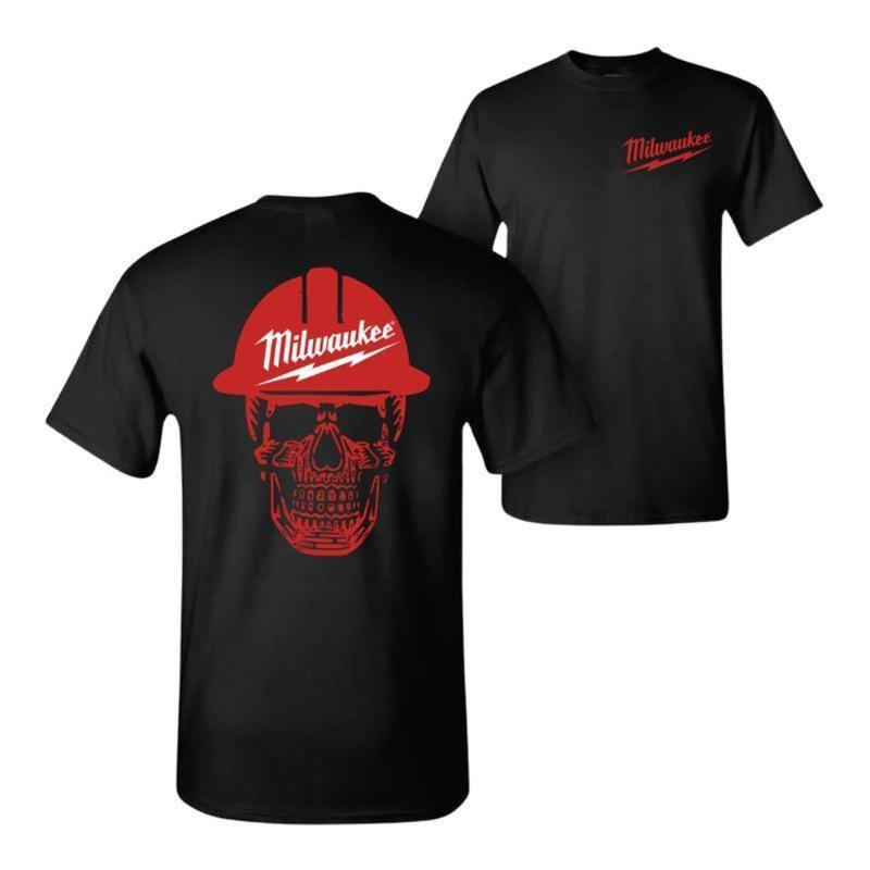 ชุดฤดูใบไม้ร่วงผ้าฝ้าย 100% เสื้อยืด Milwaukee Tools Workwear – โลโก้หน้าอกและกราฟิกหมวกแข็งสีแดงด้านหลัง, เสื้อยืดอุตสา
