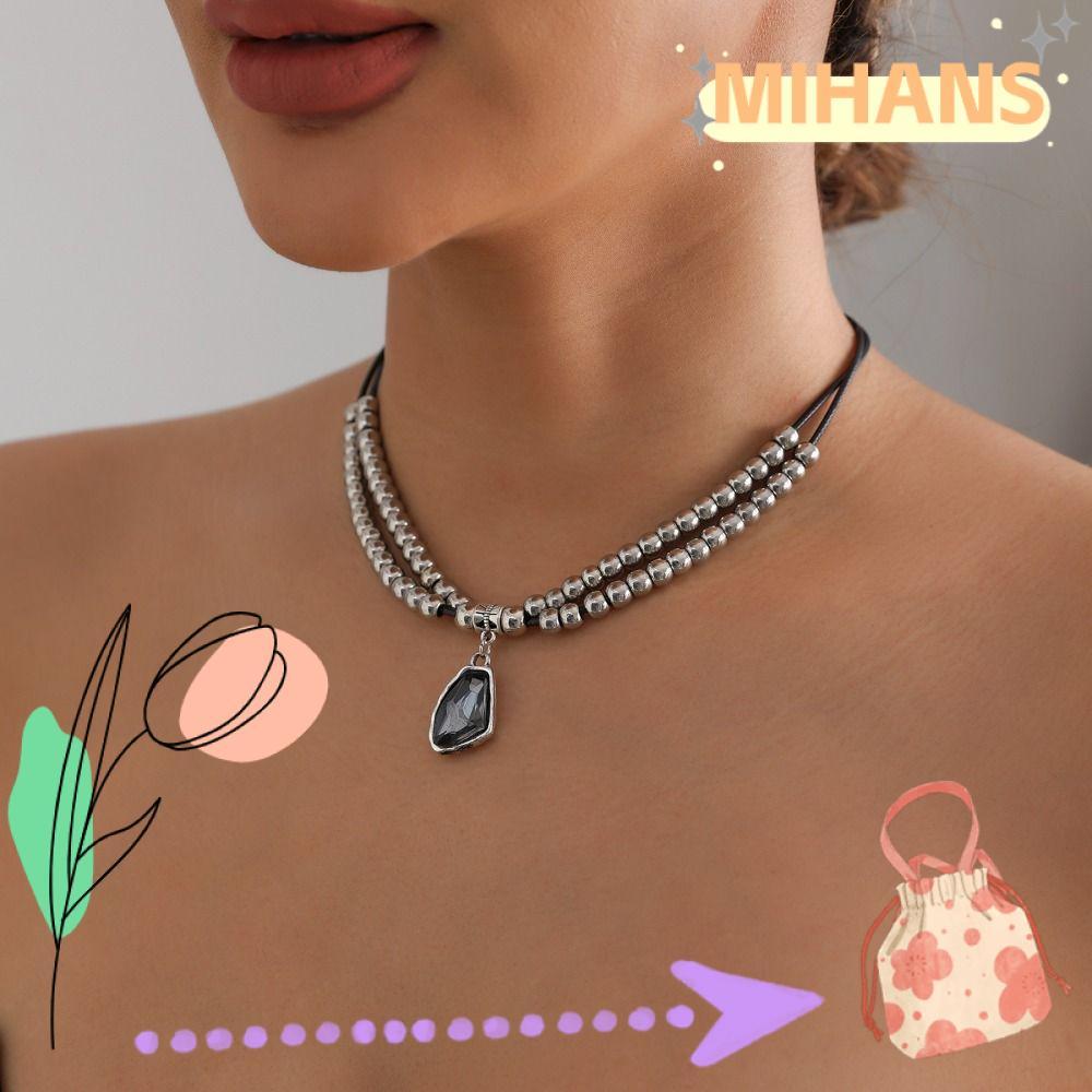 สร้อยคอมuti-layer สไตล์ชาติพันธุ์สำหรับผู้หญิง พร้อมคริสตัลและ charm พิเศษ สร้อยคอแบบ choker ทำจากโล