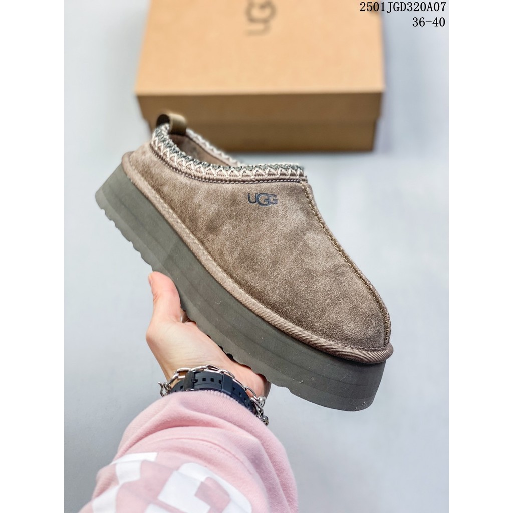 Yoke116 66 UGG Classic Ultra Mini รองเท้าบูท go viral