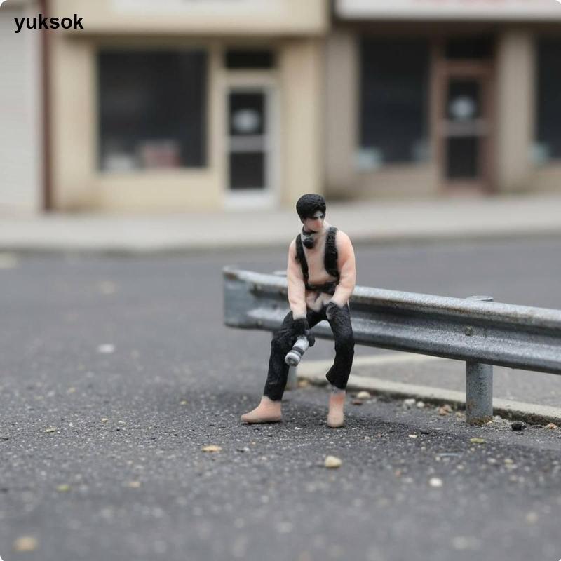 [yuksok] 1/64 รูปขนาดเล็กที่สมจริง Photographer Man เรซิ่น Diorama Figurine Collectors รุ่นสําหรับงานอดิเรกทิวทัศน์