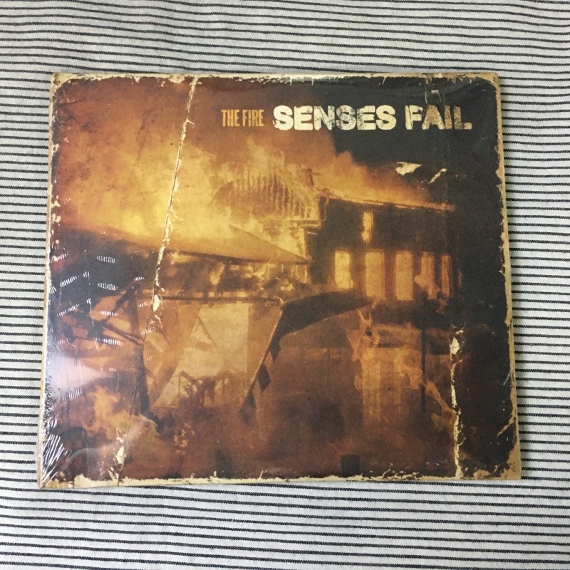 O版 (ใหม่เอี่ยม ) Senses Fail – The Fire youzi