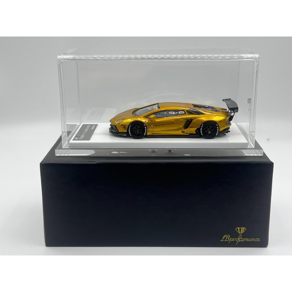 พร้อมสต็อก จัดส่งทันที ONEMODEL Resin 1: 64 Lamborghini LP700-4 LBWK Wide Body Gold Opened No Obviou