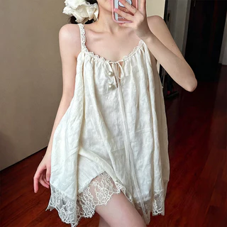 ขายดี! ชุดนอนเดรสสายเดี่ยวลูกไม้ สไตล์สาวหวาน ใส่สบายตลอดคืน JD