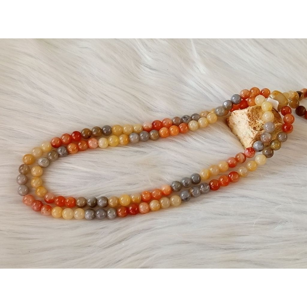 N066 - สร้อยคอลูกปัดหยกผ้าไหมสีทองธรรมชาติ 8 มม. (มีใบรับรอง) 天然金丝玉米珠子项链 8 มม. (书)