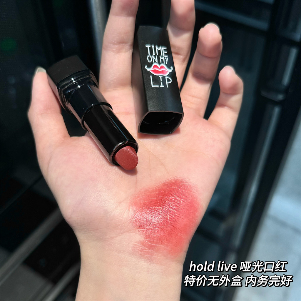 มาใหม่รายวัน/หยิบจัดส่งฟรีพื้นที่ HOLD LIVE ฟักทองสีลิปสติกอิฐสีแดง Matte Matte Special Clearance ไม
