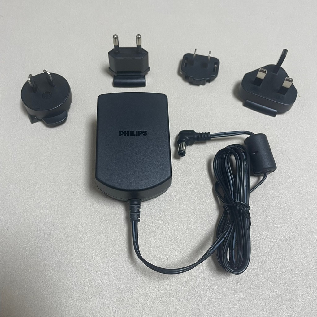โคมไฟตั้งโต๊ะ led ของ Philips790926อะแดปเตอร์แปลงไฟ 12v1.5a PDM018D-12VS DC6.5 * 3.0