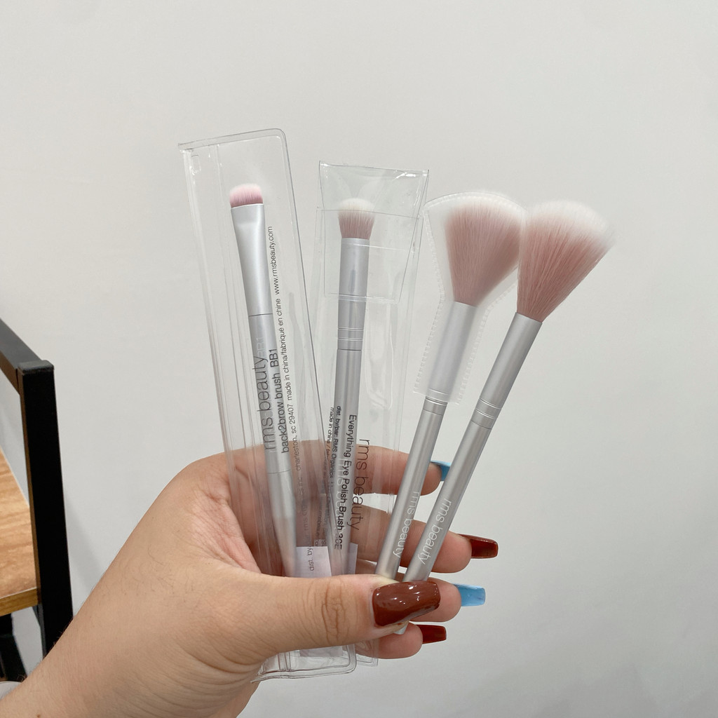 สต็อกพร้อมของแท้!Rms beauty Dedicated beauty Tools Blush Brush Highlighter Brush Detail Brush Double