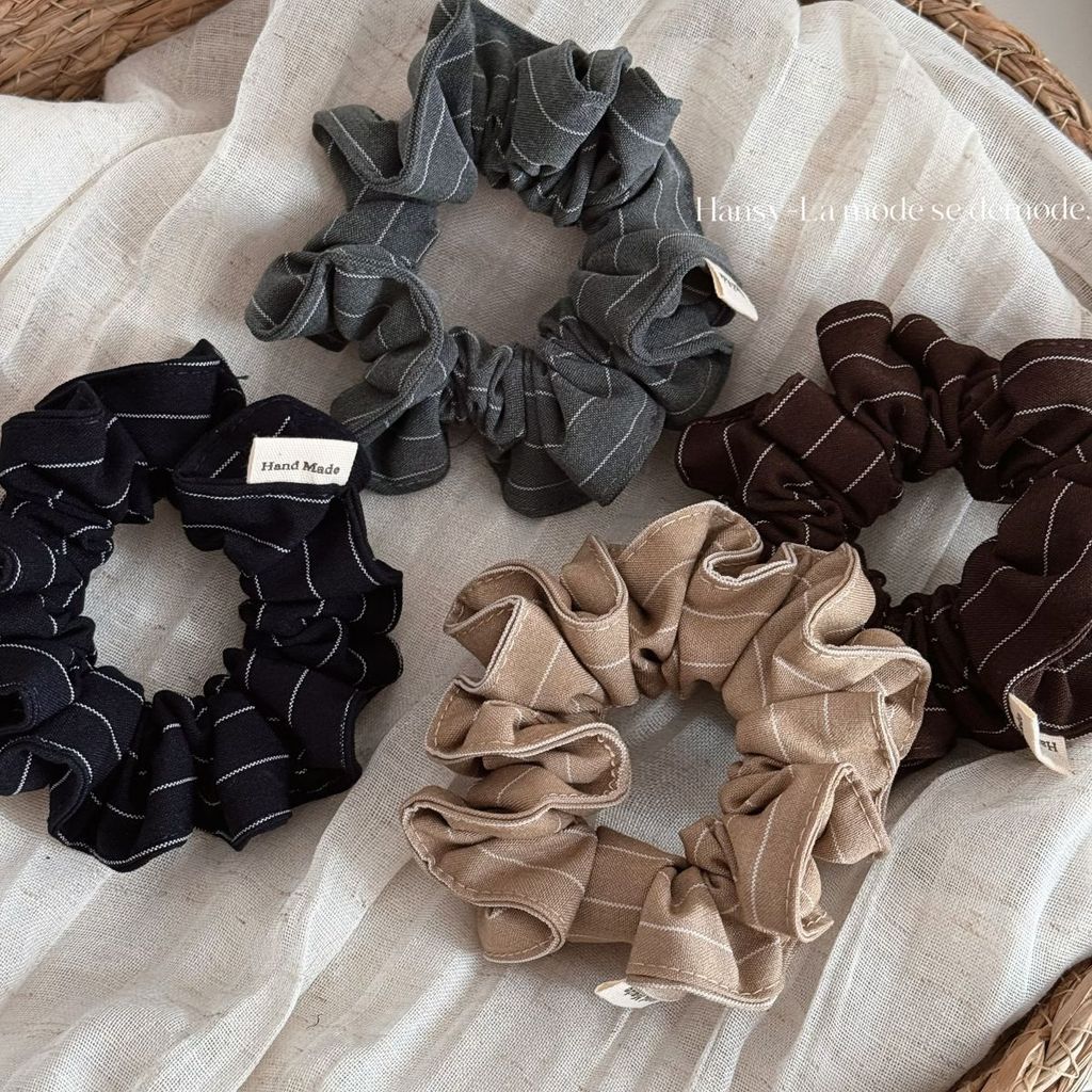 scrunchy ยางรัดผมแบบเกาหลี คุณภาพสูง สำหรับสตรี ออกแบบเหมือนเชือกผม retro style O8U7