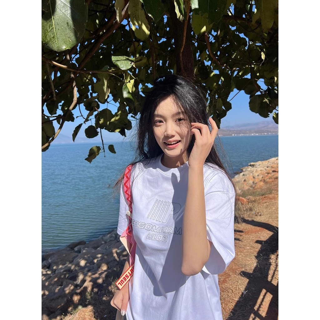 COD ผ้าฝ้ายแท้คุณภาพสูง 220g หวีแน่นให้ความรู้สึกดีคุณภาพด้านหน้าพิมพ์เสื้อยืดแขนสั้นผู้หญิง 2026 I0