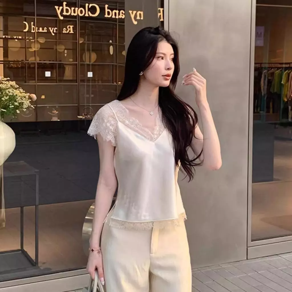 Red Berryเสื้อกล้ามลูกไม้สำหรับผู้หญิง ดีไซน์สองชิ้นปลอม เนื้อผ้าซาติน สวยงาม99296