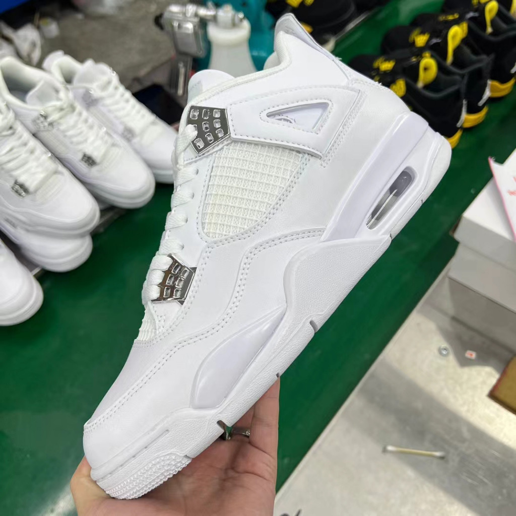 Jordans รุ่น Pure Money Unisex รองเท้ากีฬาบาสเก็ตบอล โมเดล 308497-100