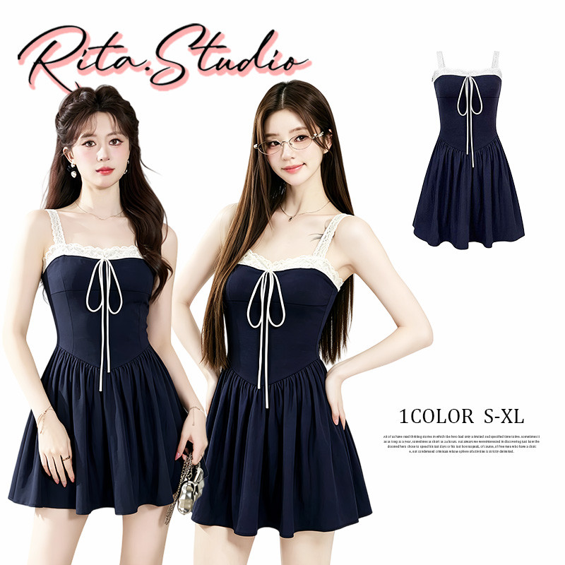 Rita พร้อมส่ง🍒มาใหม่ มินิเดรส เดรสสายเดี่ยว แต่งขอบลูกไม้ผูกโบว์หน้าเข้ารูปแฟชั่นผู้หญิงสไตล์เกาหลีน่ารัก เดรสลูกคุณหนู