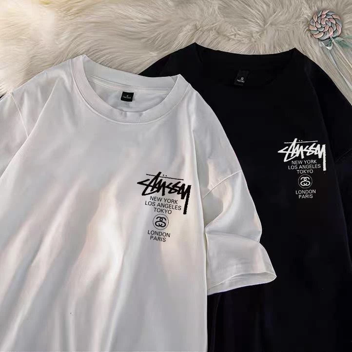 （จัดส่งตลอด 24 ชั่วโมง）AwenMoor เสื้อยืดแขนสั้นผู้ชายสไตล์เกาหลีไซส์ใหญ่คอกลมลายพิมพ์ผ้าฝ้ายสำหรับฤดูร้อน