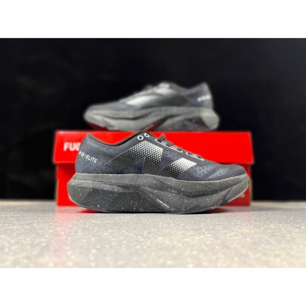 New Balance FuelCell Rebel V4 ELITE รองเท้าวิ่งออกกําลังกายสีดําน้ําหนักเบาเป็นพิเศษข้อเสนอพิเศษ