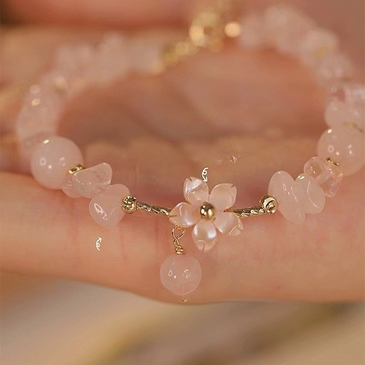 สร้อยข้อมือดอกไม้ย้อนยุคจีนใหม่ สร้อยข้อมือสไตล์ดีไซน์เฉพาะ