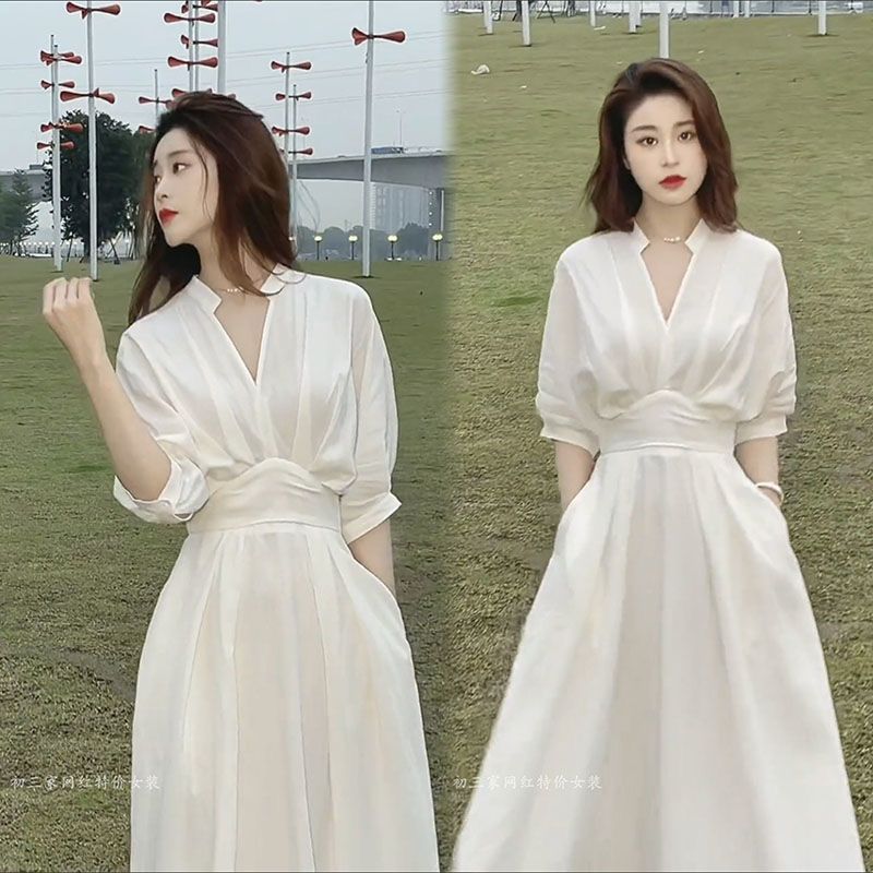 Niche Design Classy เสื้อผู้หญิง High-End แคบ-เอว Slim-Fit V คอหรูหรากระโปรงยาวปานกลาง 12.9 W1