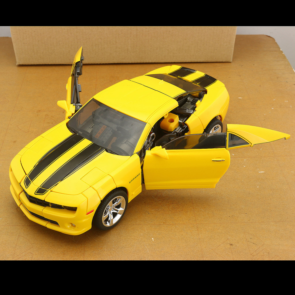 Transformers Toy King Kong 4 ของแท้รุ่น 5 Beetle MPM03 Bumblebee 09 ภาพยนตร์รุ่น Autobot 2 รุ่น - รูปที่ 2