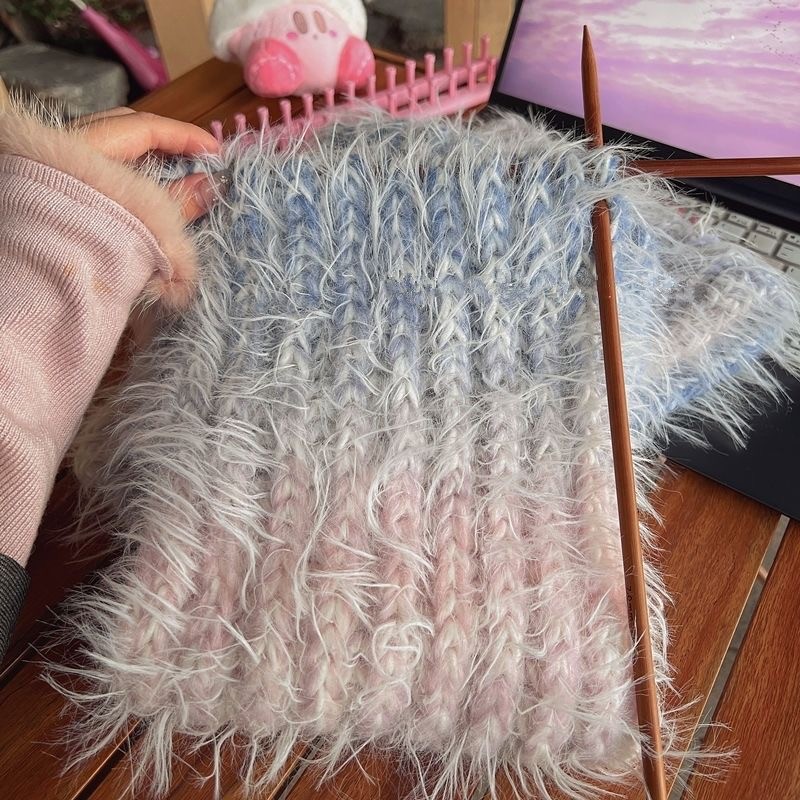 ผ้าคลุมไหล่ scarf Gradient ขนสัตว์ยาวผสมสายสีเทา Feather Handmade diy Warm วัสดุผ้าพันคอถักแฟนเข็มฟร