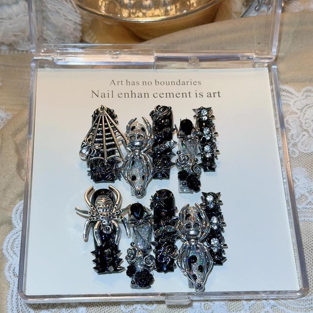{Spider Skull} Halloween Gothic Rivets Shibuya Hot Girl Asian Culture Nails Handmade Wear Nails