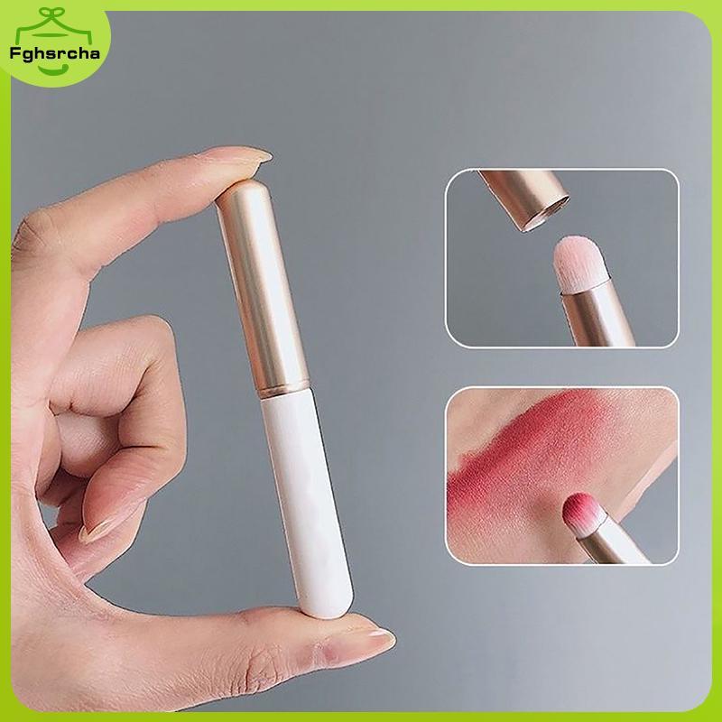 1 PC Mini ปลายนิ้ว Lipsti Blending แปรงแต่งหน้า Precision คอนซีลเลอร์ Make up แปรงโดมขนาดเล็กแบบพกพา