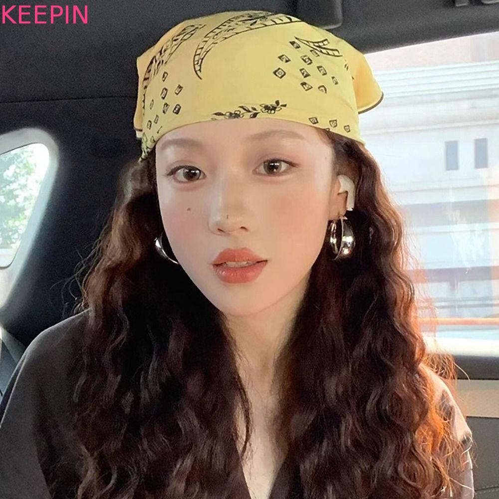 เก็บไว้ ผ้าพันคอสี่เหลี่ยมเล็กรูปทรงเรขาคณิตสาวเผ็ดดอกไม้เม็ดมะม่วงหิมพานต์พิมพ์ผ้าพันคอหรูหรา ย2เค ฮิปฮอปเกาหลีซาตินฮิญาบผู้หญิง