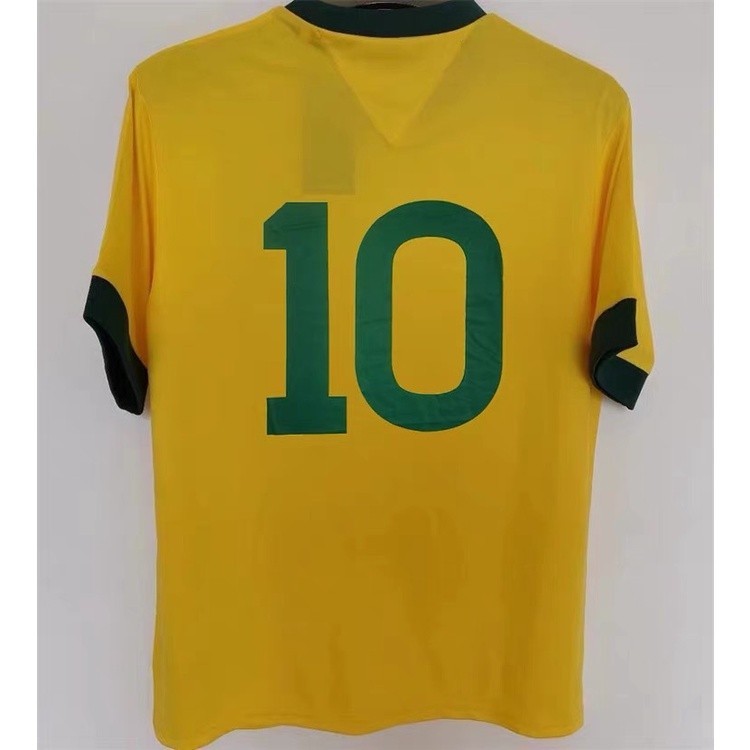 เสื้อทีมชาติบราซิล ย้อนยุคปี 1970 เปเล่หมายเลข 10 สำหรับสะสมหรือนำมาสวมใส่ ราคา ถูกที่สุด ดีลบีเคเค แกลเลอรีภาพที่ 5