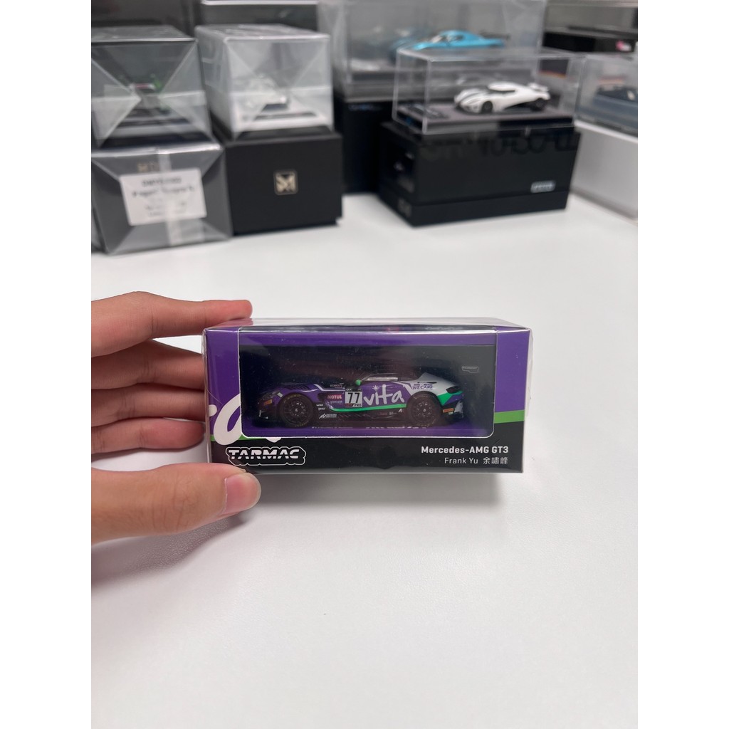 TARMAC WORKS+Vita Distilled Water Co-Branded+Mercedes-Benz AMG GT3+No. 77 รถแข่ง+1: 64 โมเดลรถอัลลอย