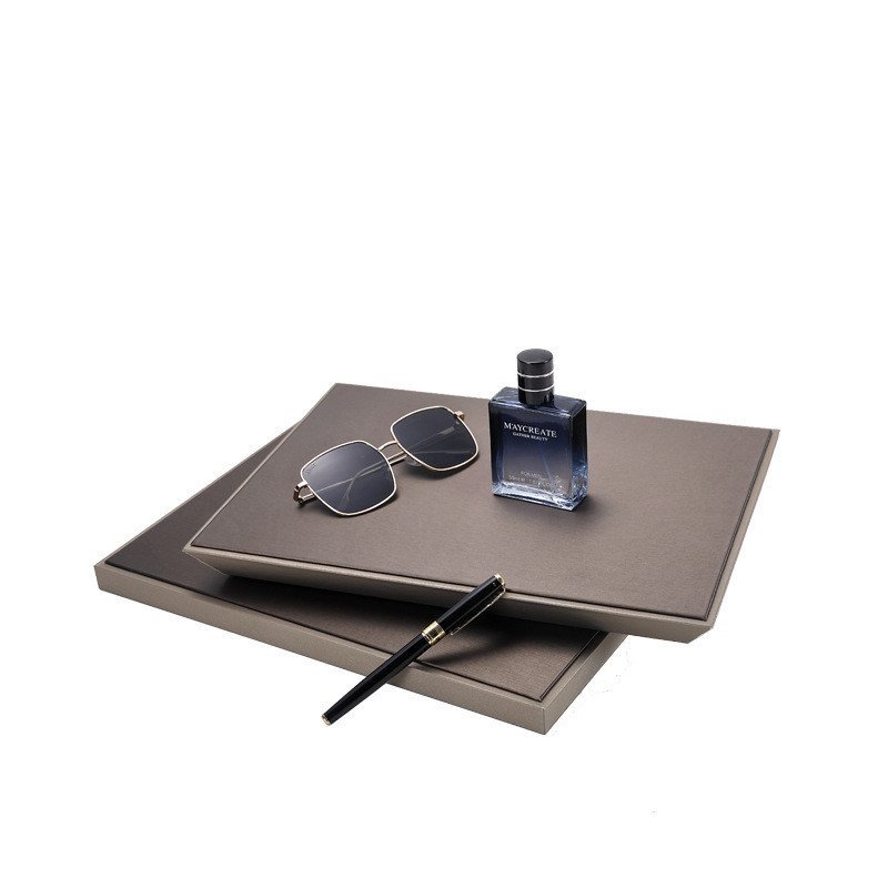 นาฬิกาเครื่องประดับแสดงเครื่องประดับสร้อยข้อมืออุปกรณ์ประกอบฉากถาดหนังข้ามพรมแดนจอแสดงผล ปู่ โรงงานข