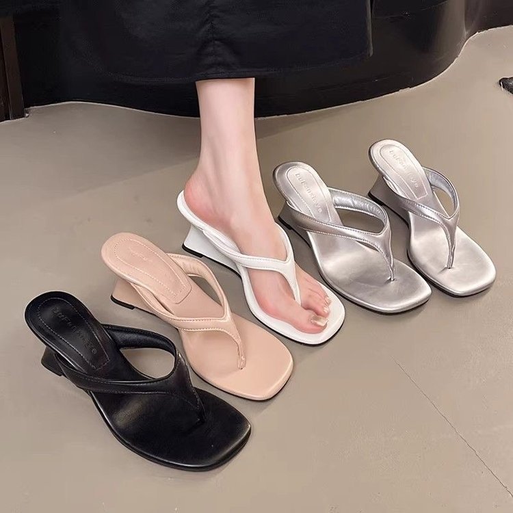 JINxCHOY สไตล์เรียบง่ายส้นลิ่ม Flip-Flops สแควร์ Toe รองเท้าแตะดีไซน์พื้นนุ่ม Daily Commuter สวมใส่กลางแจ้งรองเท้าผู้หญิงโรงงานขายส่งราคา